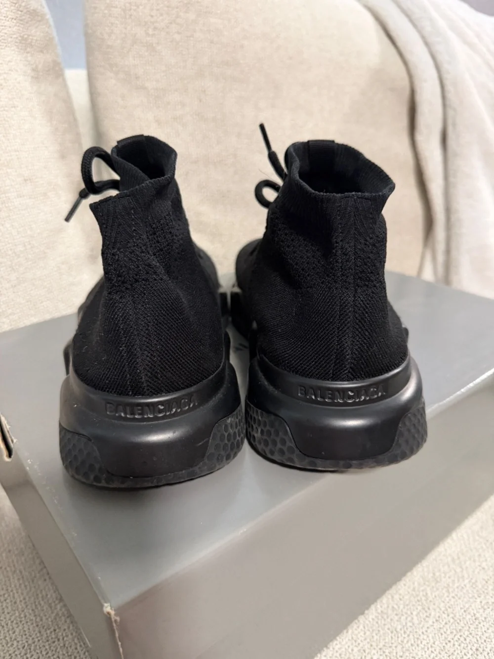 Authentic Balenciaga speed lace up